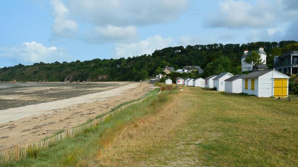 Comment organiser une expédition de rafting sur le fleuve Zambezi, Zambie : équipements et périodes recommandées ?