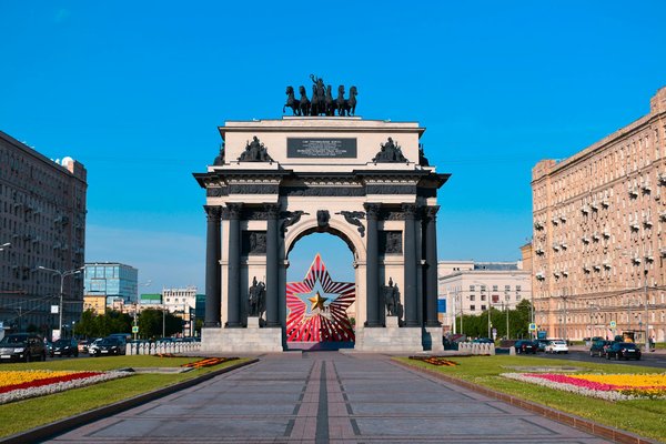 Quels sont les meilleurs itinéraires pour une randonnée à travers le parc national de Plitvice, Croatie : équipements et conseils ?